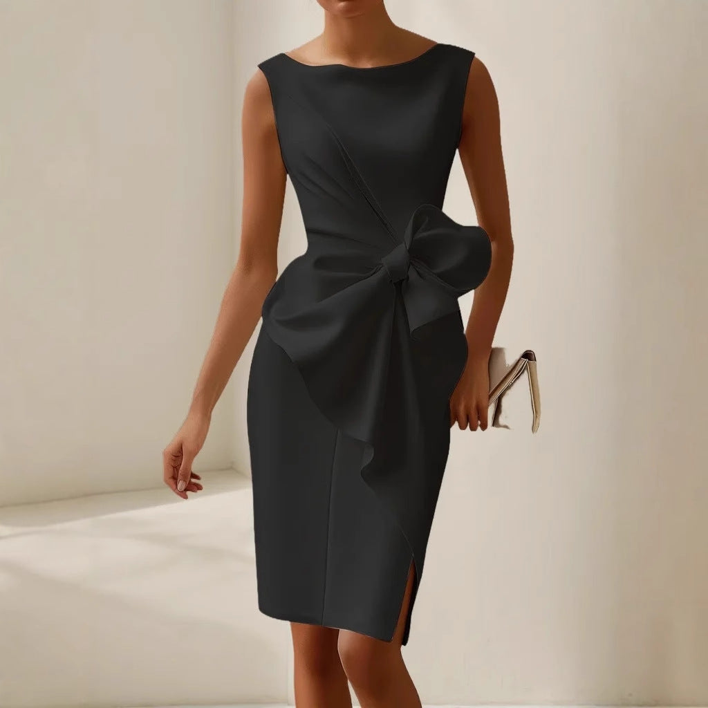Coraline — Vestido estructurado elegante con lazo