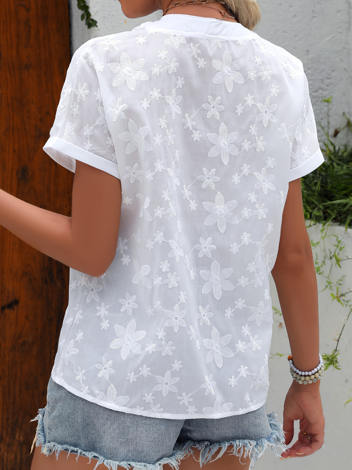 Fleur — Blusa de verano elegante con estampado delicado