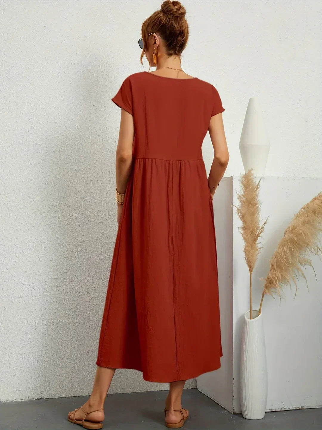 Gabrielle — Vestido midi fluido elegante