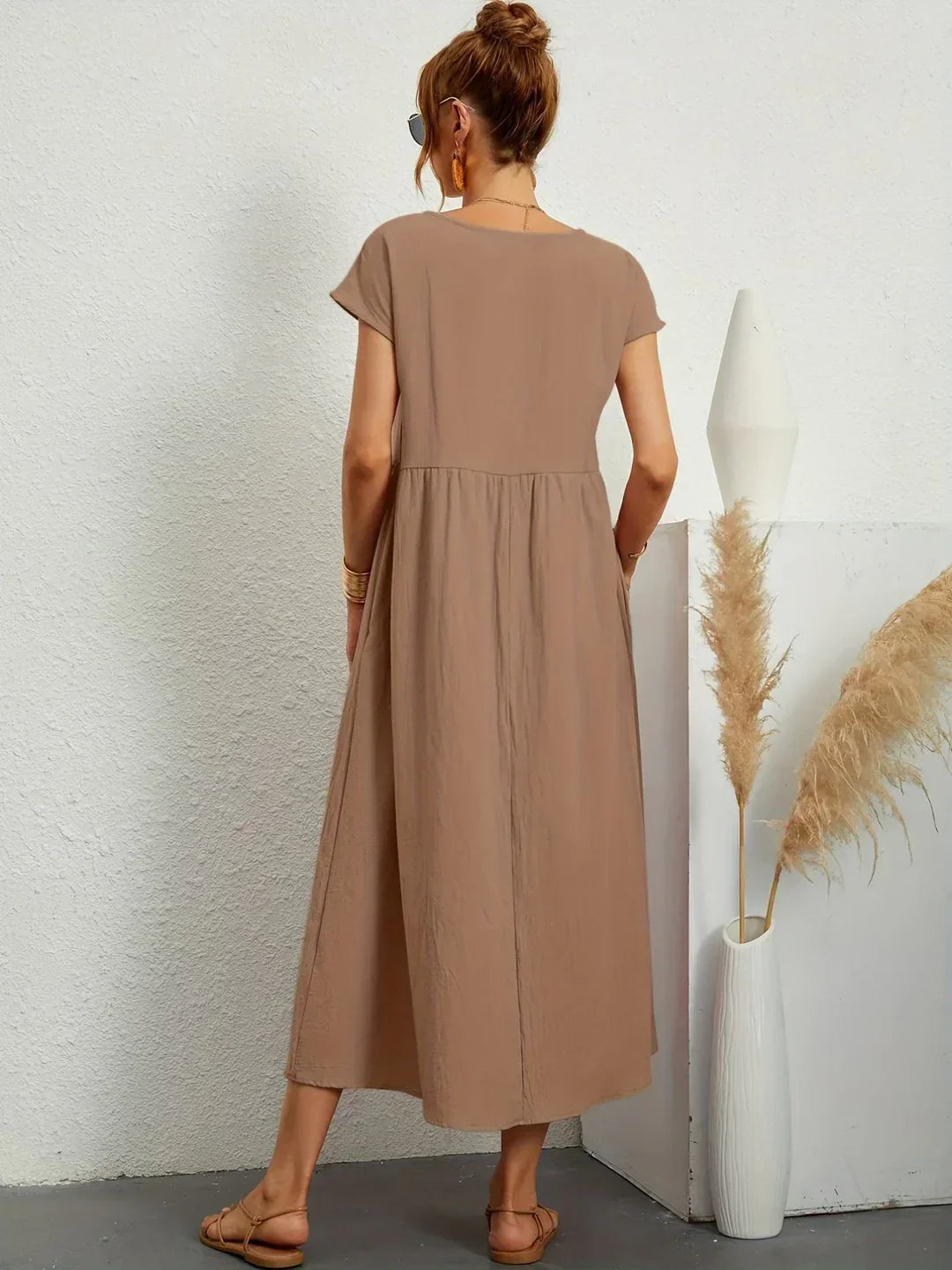 Gabrielle — Vestido midi fluido elegante