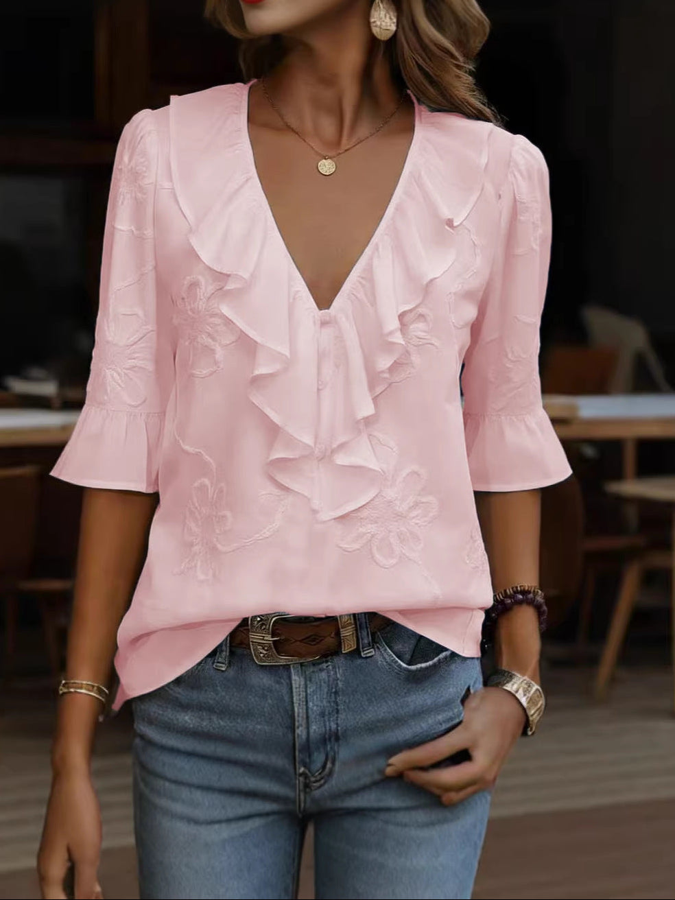 Isaline — Blusa elegante con volantes
