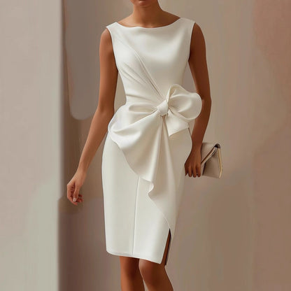 Coraline — Vestido estructurado elegante con lazo
