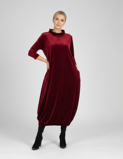 Françoise — Vestido suave con cuello alto y bolsillos