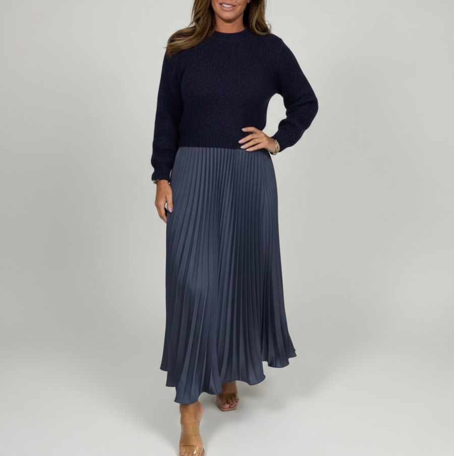 Claudine — Vestido de punto plisado elegante y cómodo