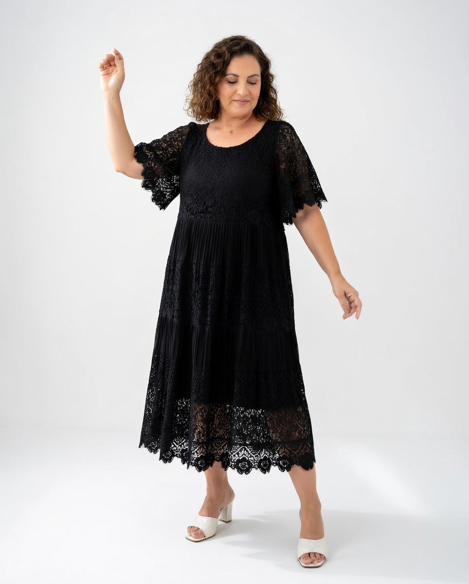 Clarisse — Vestido midi elegante con encaje delicado